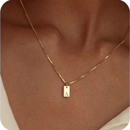 Colar Pingente Letra Inicial Banhado a Ouro